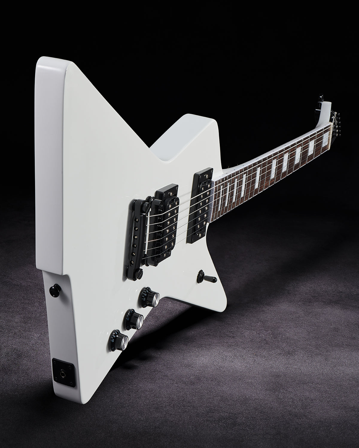 WestCreek Revenge Solid Body Electric Guitar, Heavy Metal Guitar, Right Handed, Alnico Humbucker Pickups, Rounded End Jumbo Frets, Bone nut, Rosewood Fretboard, Mahogany Body